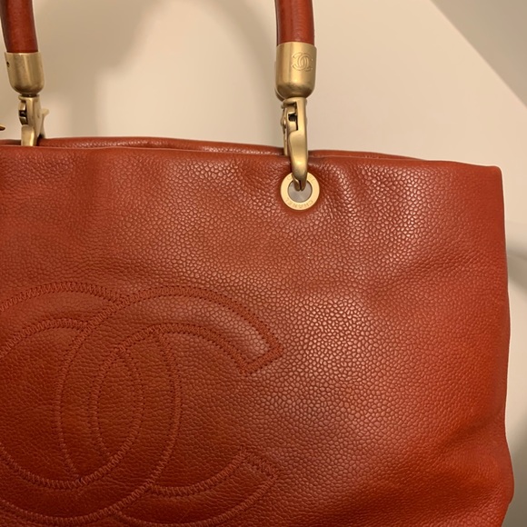 Chanel CC Cavier Tote - Picture 3 of 13